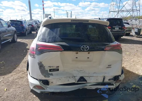 2016 Toyota Rav4 Se из США, поврежденный, VIN JTMJFREV1GJ075998